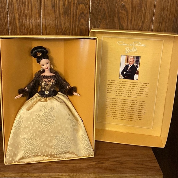 FLASH SALE!👗 OSCAR DE LA RENTA BARBIE 👗 Limited Edition 👗 1998 👗 #20376 - Picture 2 of 14